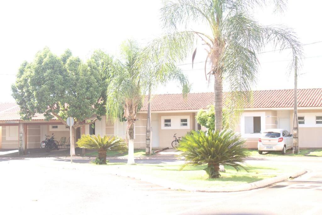 Casa 02 Quartos Aceita Pet Holiday home Ourinhos